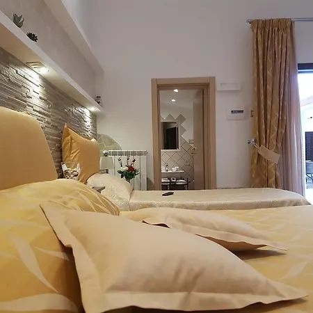 Selenebeach 4* 지아르디니낙소스